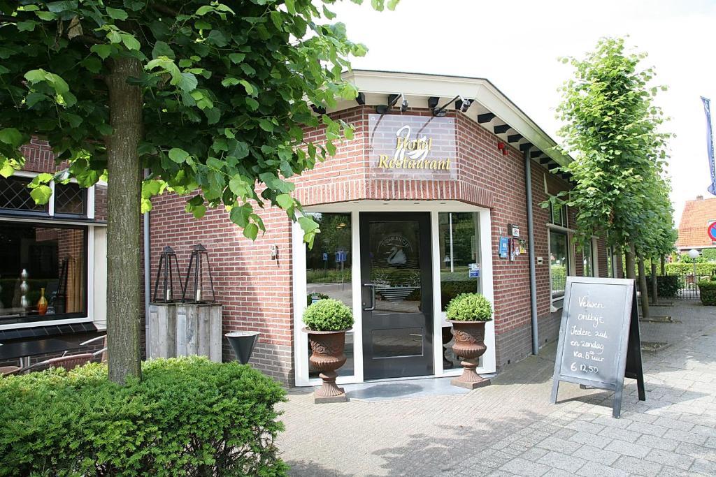 Hotel 'T Zwaantje Lichtenvoorde Bagian luar foto